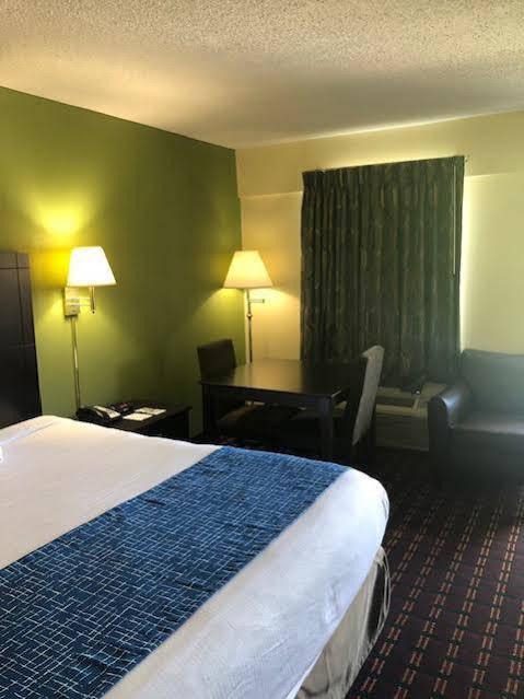 Hotel Travelodge By Wyndham 2*