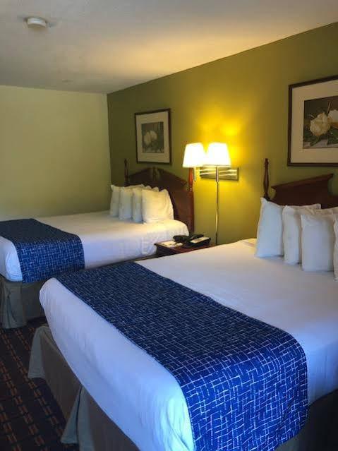 Travelodge By Wyndham Hotel